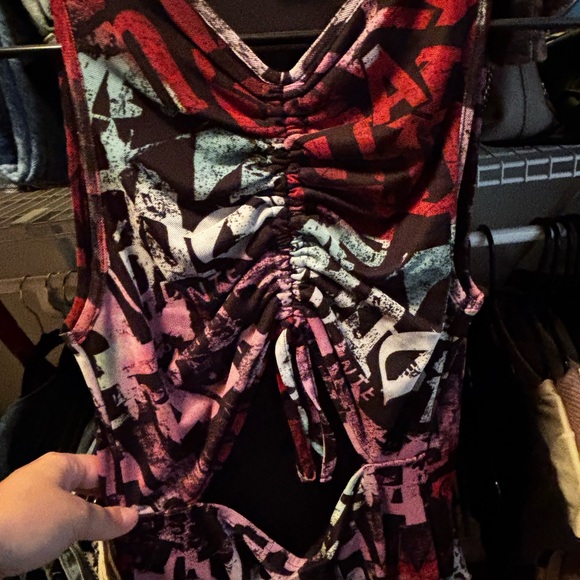 Abstract Print Ruched Dress - Picture 2 of 3